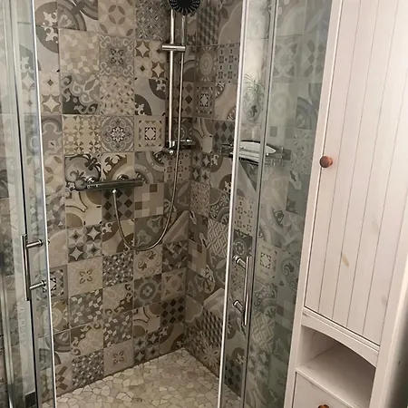 Zimmer Am See Apartamento *