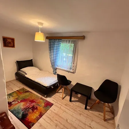 Zimmer Am See Apartamento *