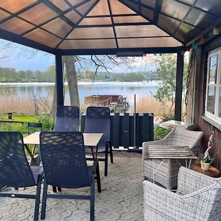 Zimmer Am See Apartamento *